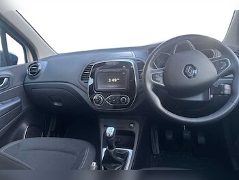 Used Renault Captur 2019 for sale - 76400878: Photo