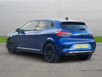 Used Renault Clio 2025 for sale - 76515137: Photo