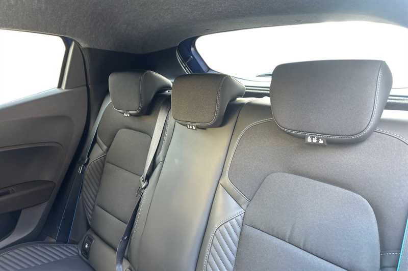 Used Renault Clio 2025 for sale - 76515137: Photo 8