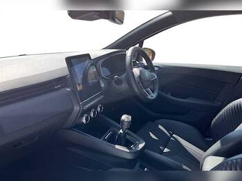 Used Renault Clio 2025 for sale - 79499013: Photo