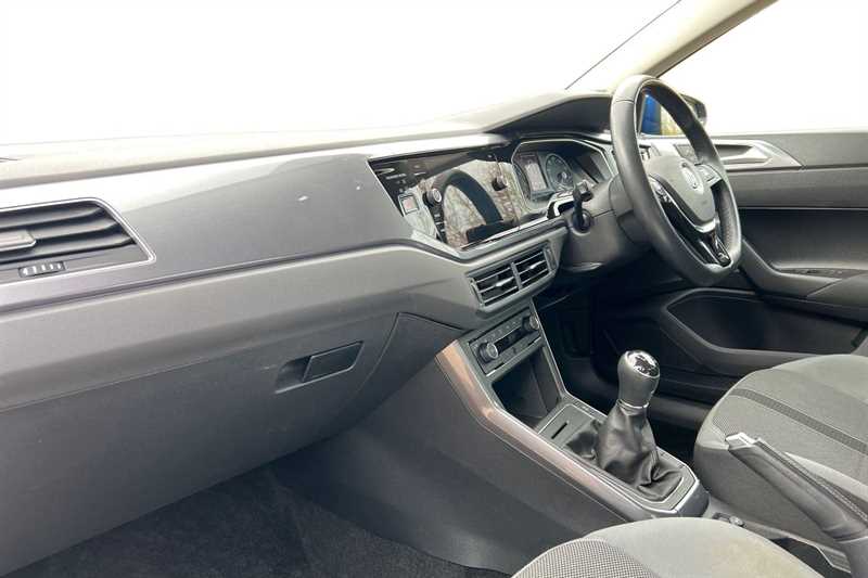 Used Volkswagen Polo 2020 for sale - 77588832: Photo 2