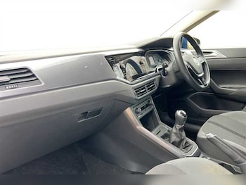 Used Volkswagen Polo 2020 for sale - 77588832: Photo