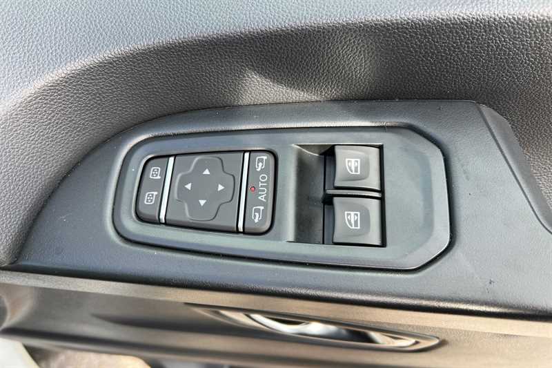 Used Renault Trafic 2025 for sale - 75679472: Photo 18