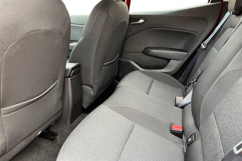 Used Renault Clio 2021 for sale - 77627773: Photo 8