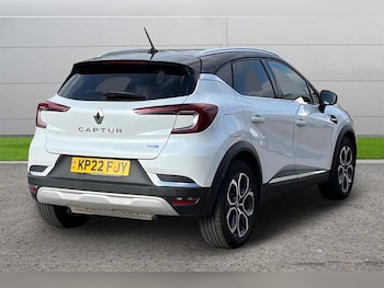 Used Renault Captur 2022 for sale - 77726373: Photo
