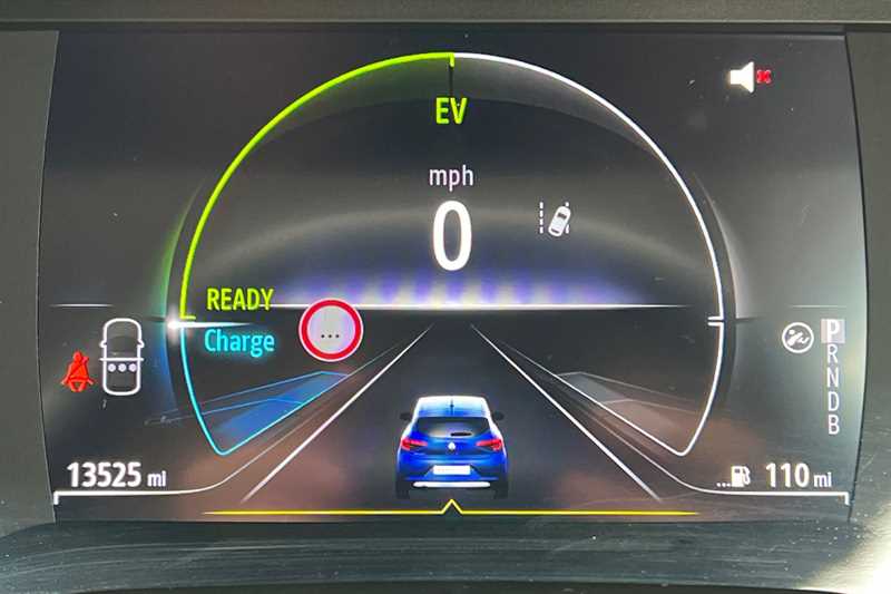 Used Renault Clio 2023 for sale - 76501670: Photo 11