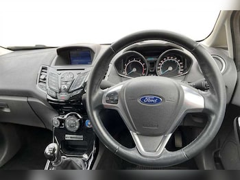 Used Ford Fiesta 2017 for sale - 77552538: Photo