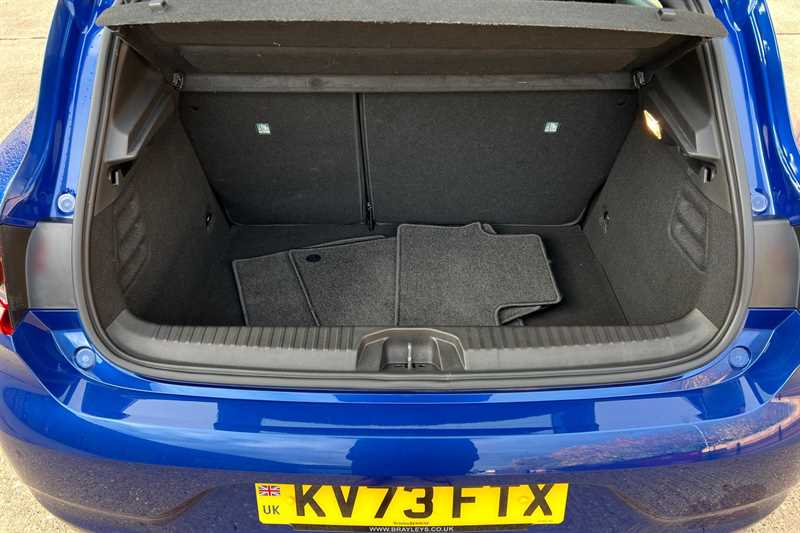 Used Renault Clio 2023 for sale - 77755860: Photo 19