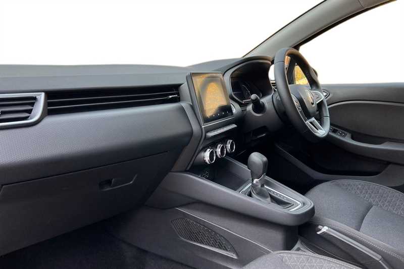 Used Renault Clio 2023 for sale - 77755860: Photo 2