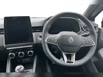 Used Renault Clio 2024 for sale - 78431746: Photo
