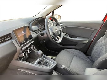 Used Renault Clio 2022 for sale - 77771366: Photo