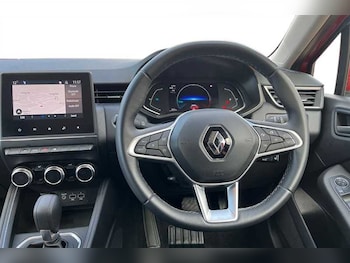 Used Renault Clio 2022 for sale - 77771366: Photo