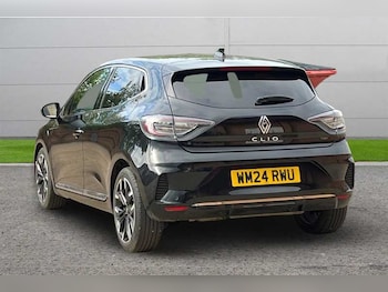 Used Renault Clio 2024 for sale - 78638367: Photo