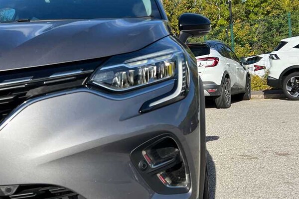 Used Renault Captur 2021 for sale - 76155319: Photo 19