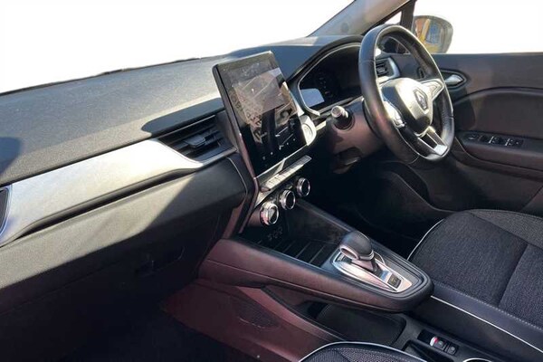 Used Renault Captur 2021 for sale - 76155319: Photo 2