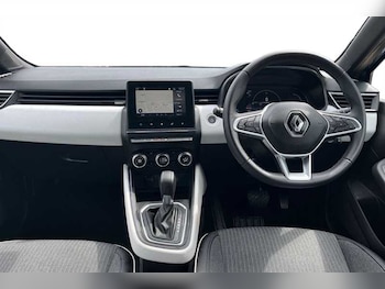 Used Renault Clio 2023 for sale - 78892663: Photo
