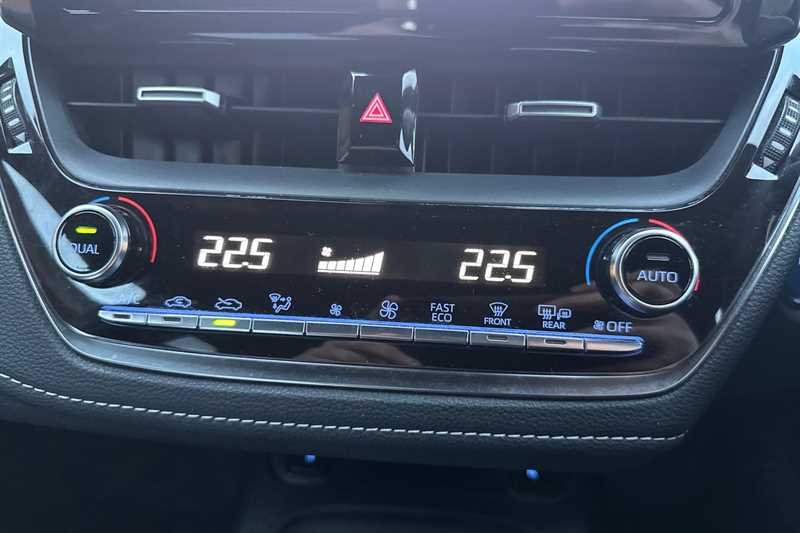 Used Toyota Corolla 2019 for sale - 76745567: Photo 16