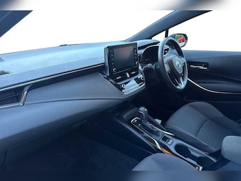 Used Toyota Corolla 2019 for sale - 76745567: Photo