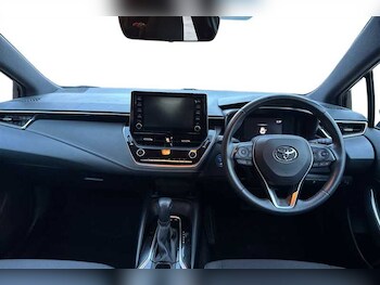 Used Toyota Corolla 2019 for sale - 76745567: Photo