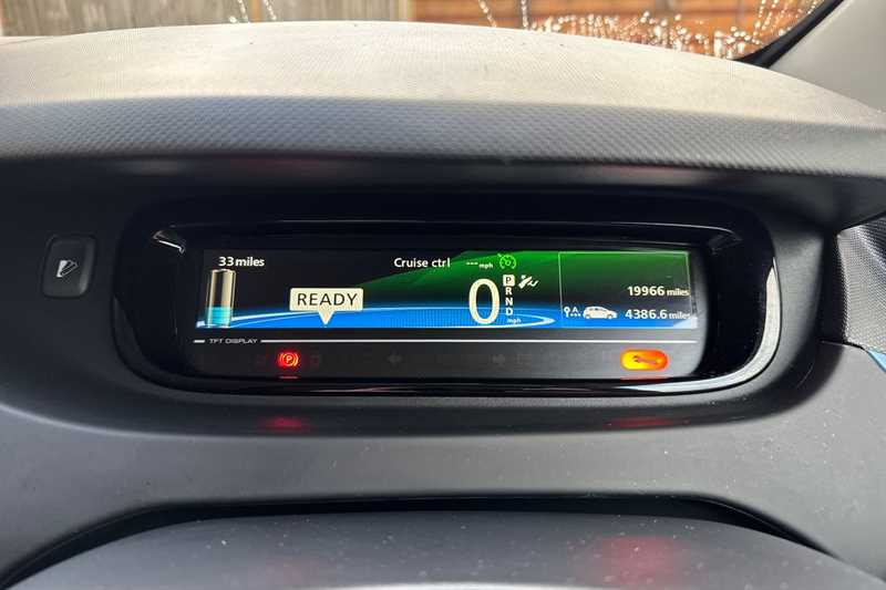 Used Renault Zoe for sale - 76826968: Photo 11