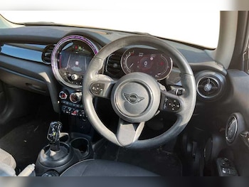 Used MINI Hatch 2023 for sale - 79189783: Photo