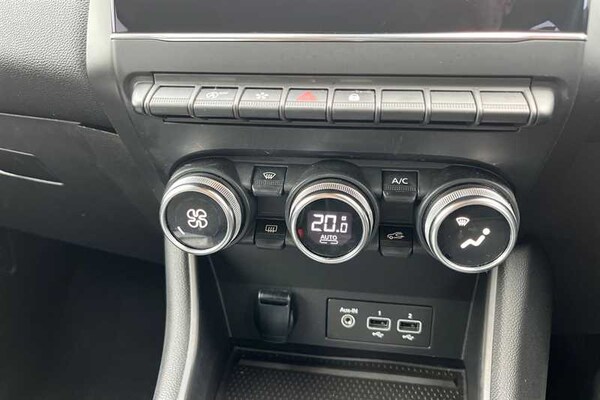 Used Renault Captur 2021 for sale - 76155086: Photo 16