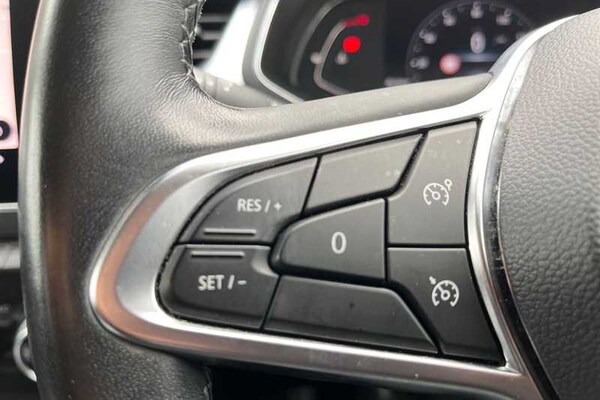 Used Renault Captur 2021 for sale - 76155086: Photo 17