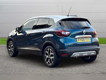 Used Renault Captur 2018 for sale - 76851377: Photo