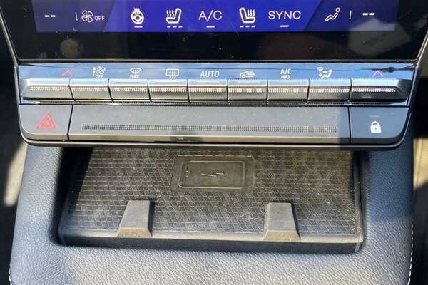 Used Renault Scenic E-Tech 2024 for sale - 76034151: Photo 16