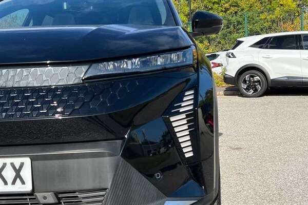 Used Renault Scenic E-Tech 2024 for sale - 76034151: Photo 19