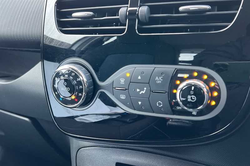 Used Renault Zoe for sale - 76745563: Photo 14