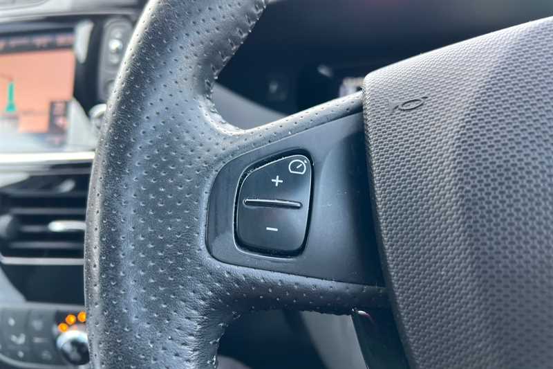 Used Renault Zoe for sale - 76745563: Photo 15