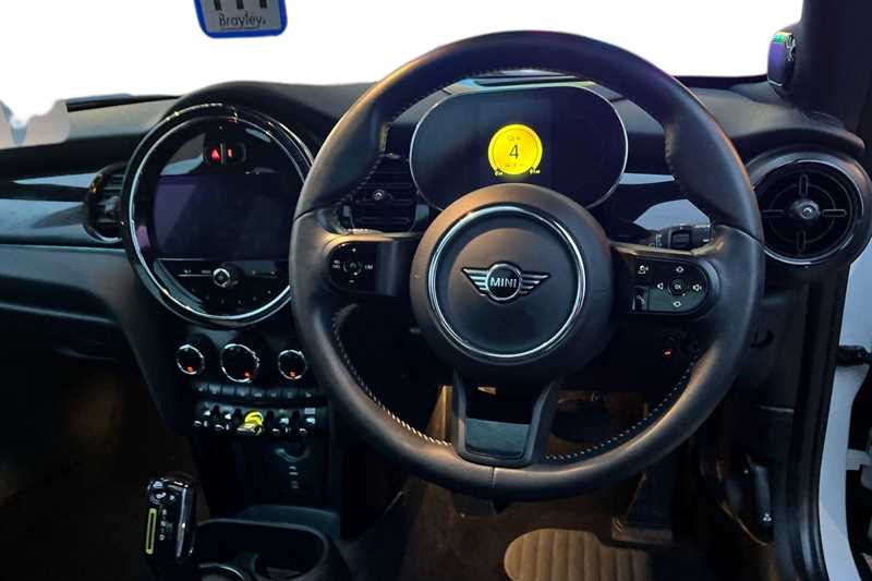 Used MINI Hatch 2023 for sale - 76937746: Photo 13