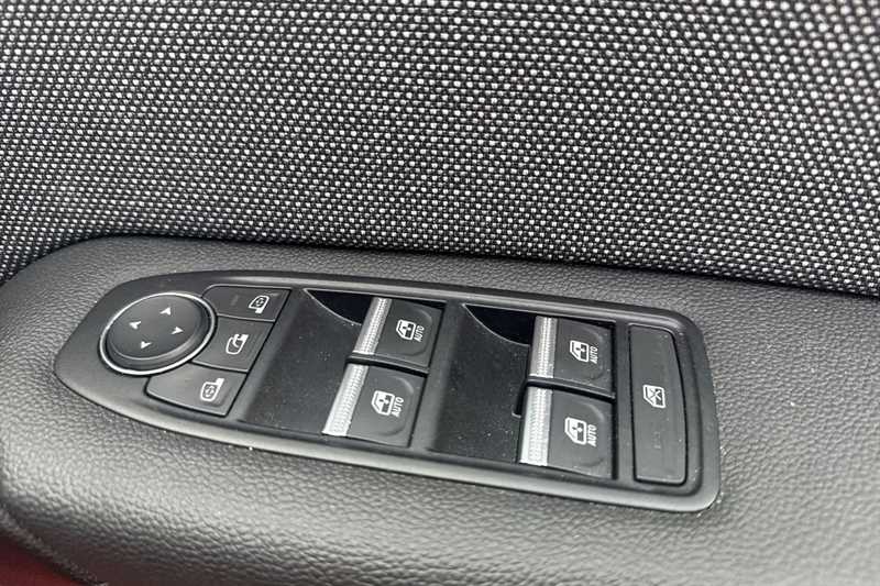 Used Renault Captur 2024 for sale - 78088908: Photo 18