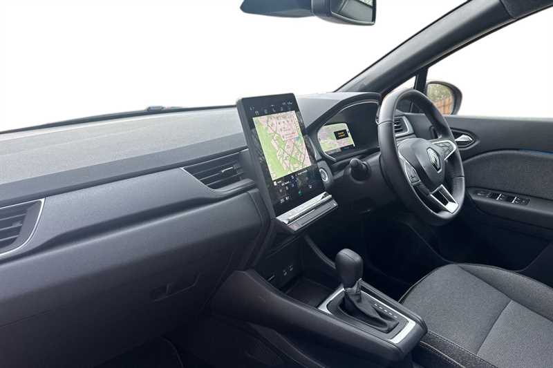 Used Renault Captur 2024 for sale - 78088908: Photo 2