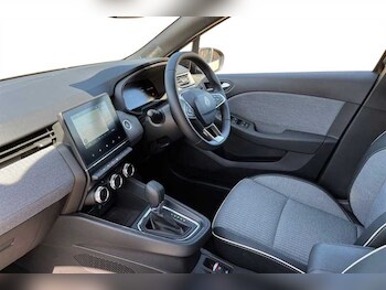 Used Renault Clio 2025 for sale - 78294002: Photo