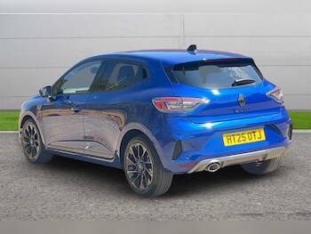 Used Renault Clio 2025 for sale - 79499000: Photo