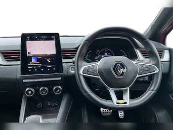 Used Renault Captur 2022 for sale - 77927648: Photo