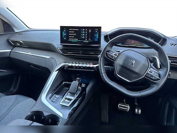 Used Peugeot 3008 2023 for sale - 76954620: Photo