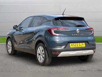 Used Renault Captur 2022 for sale - 79035274: Photo