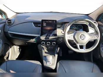 Used Renault Zoe 2022 for sale - 76400900: Photo