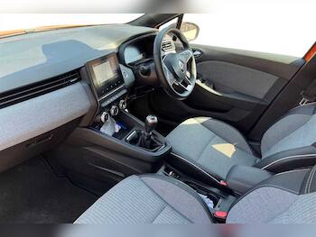Used Renault Clio 2024 for sale - 79499021: Photo