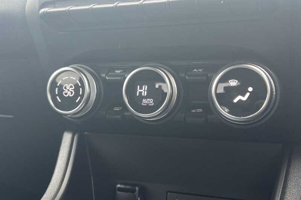 Used Renault Captur 2022 for sale - 76155161: Photo 16