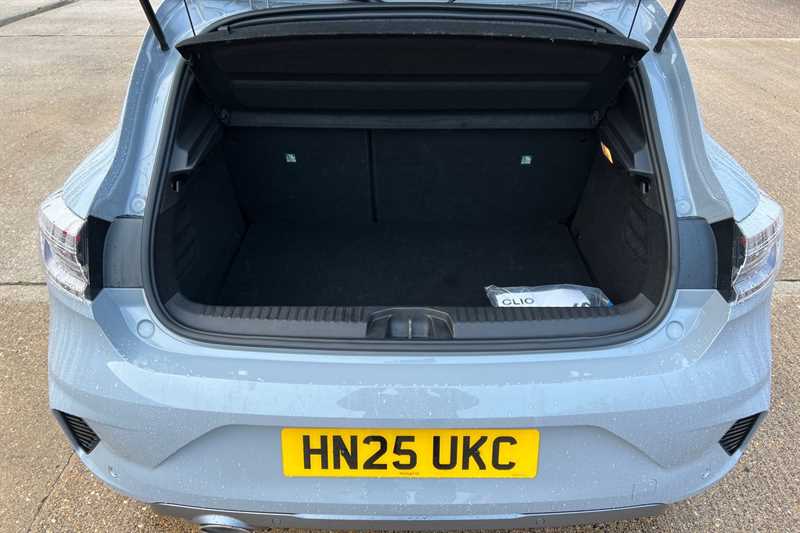 Used Renault Clio 2025 for sale - 76515138: Photo 20