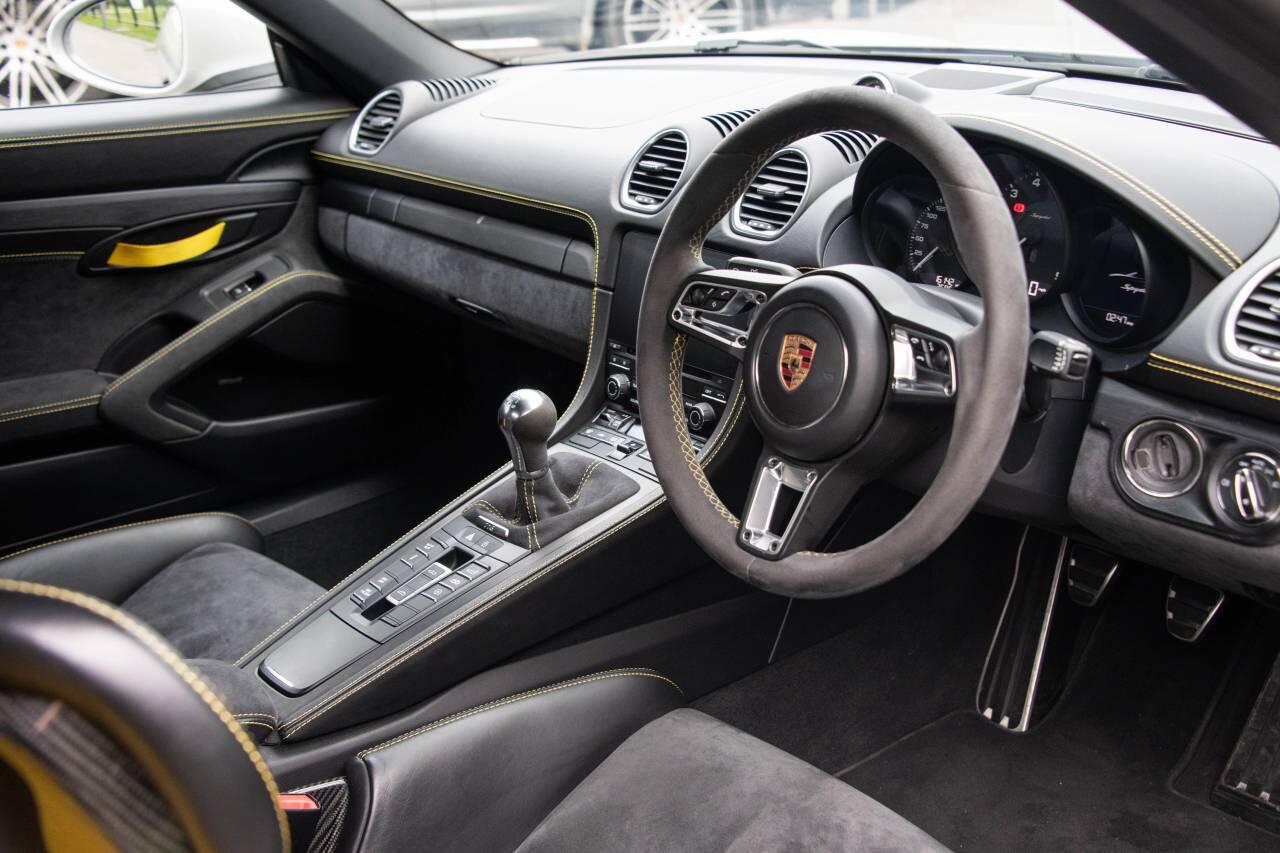 Used Porsche Other 2020 for sale - 76378536: Photo 4