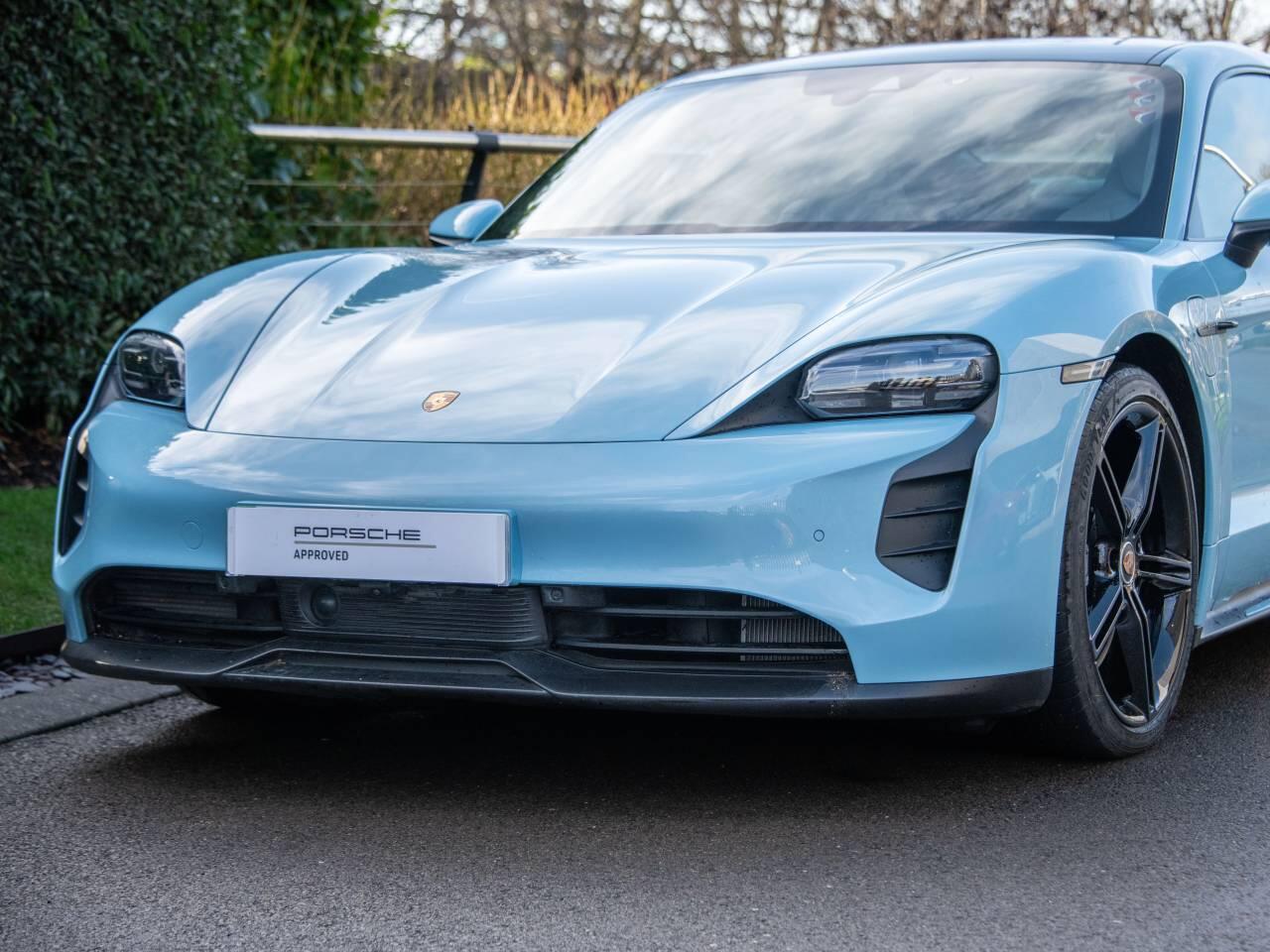 Used Porsche Taycan 2021 for sale - 77770842: Photo 10