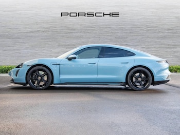 Used Porsche Taycan 2021 for sale - 77770842: Photo