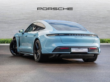 Used Porsche Taycan 2021 for sale - 77770842: Photo