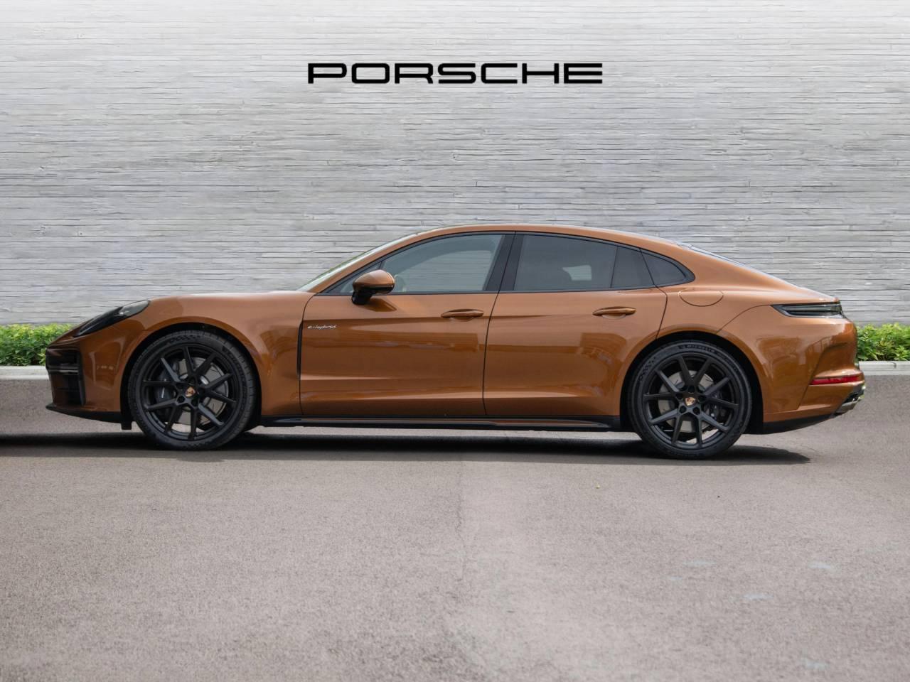 Used Porsche Panamera 2025 for sale - 76680694: Photo 2