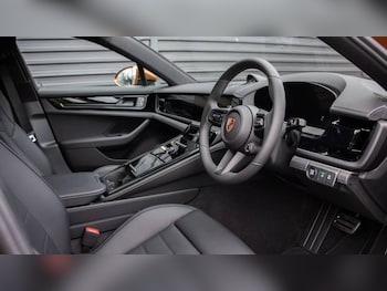 Used Porsche Panamera 2025 for sale - 76680694: Photo